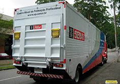 Plataforma Elevatória Hidráulica fabricada pela HIDRAUCAM