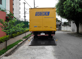 Plataforma Elevatória Hidráulica fabricada pela HIDRAUCAM