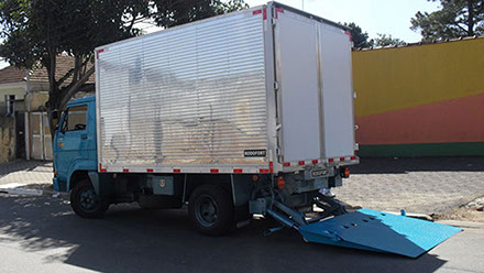 Plataforma Hidráulica Elevatória fabricada pela HIDRAUCAM