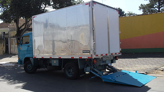 Plataforma Hidráulica Elevatória fabricada pela HIDRAUCAM