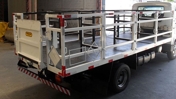 Plataforma Hidráulica Elevatória fabricada pela HIDRAUCAM