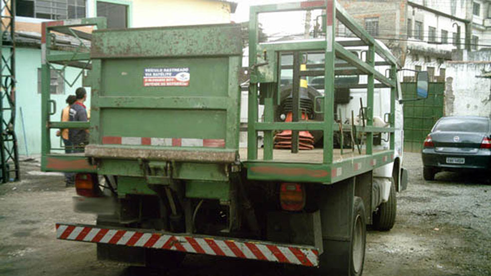 Plataforma Hidráulica Elevatória fabricada pela HIDRAUCAM